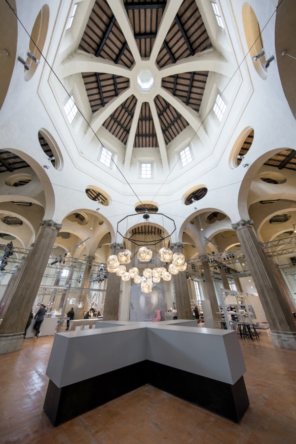 The Restaurant by Tom Dixon for Caesarstone in Milan 2016