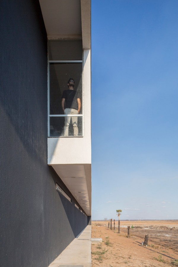 Administrative building of the Federal University of Ceara in Brasil by Rede Arquitetos, photograph by Joana Franca