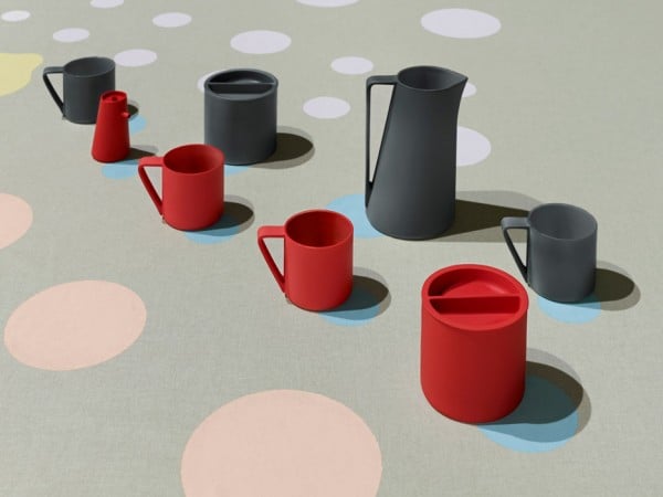 Shigeki Fujishiro's collection with Kin'emon Toen pottery