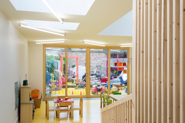 Bath house by Lipton Plant