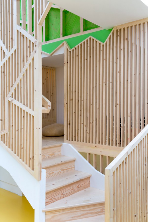 Bath house by Lipton Plant