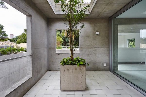 BN House by Metro Arquitetos