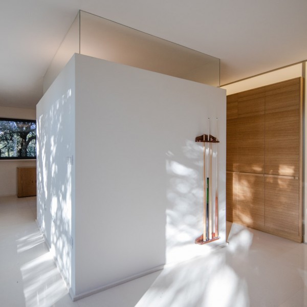 casa-nel-bosco-officina29-architetti-house-in-the-woods-joao-morgado_dezeen_936_41