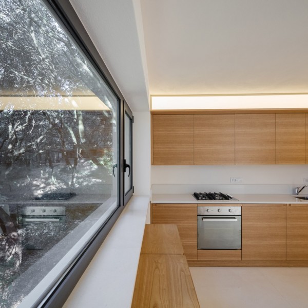 casa-nel-bosco-officina29-architetti-house-in-the-woods-joao-morgado_dezeen_936_44