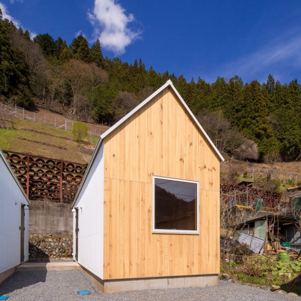 Cedar house micro homes by S Plus One in Japan