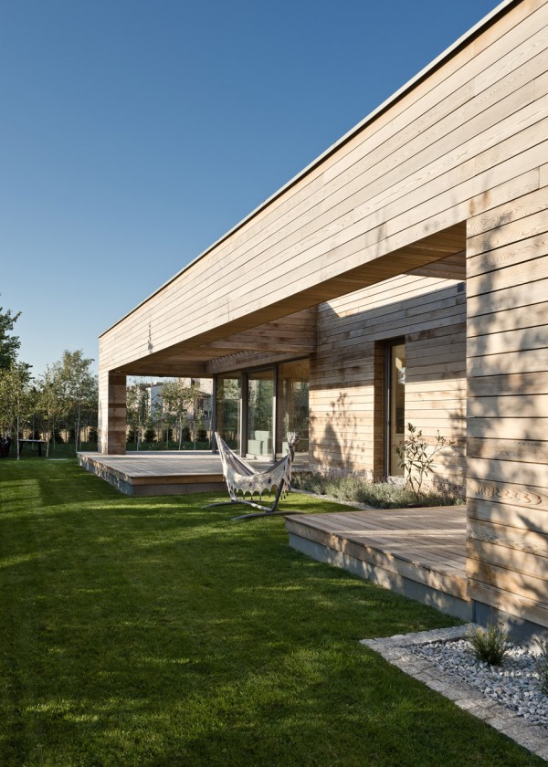 Cedar House by Pracownia Projektowa Mariusz Wrzeszcz, a residential architecture project in Poland