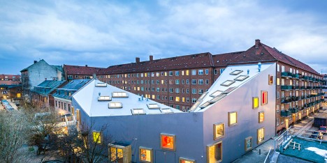 Ama'r Children's Culture House by Dorte Mandrup