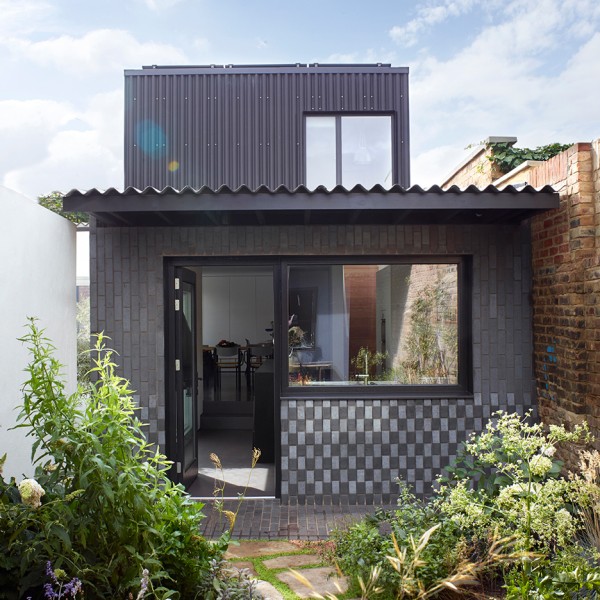 Courtyard House by Dallas Pierce Quintero
