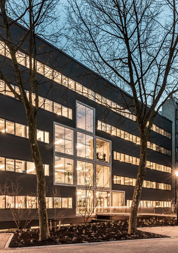 De Alliantie Headquarters by Studioninedots