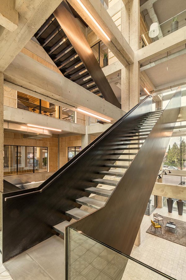 De Alliantie Headquarters by Studioninedots
