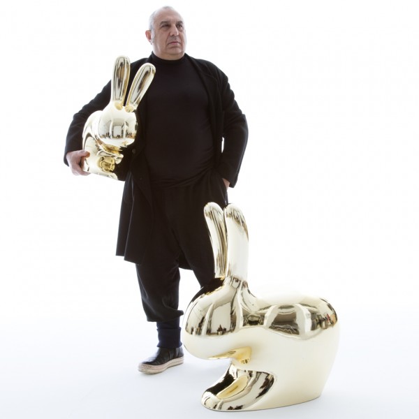 Designers ditch royalty system