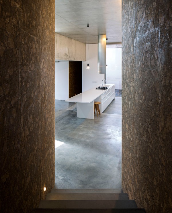 Casa na Gateira by Camarim Arquitectos in Portugal residential architecture concrete