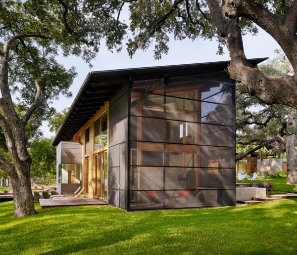 Hog Pen house by Lake Flato