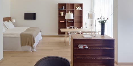 Jonas Lindvall transforms former office block into PM & Vänner Hotel