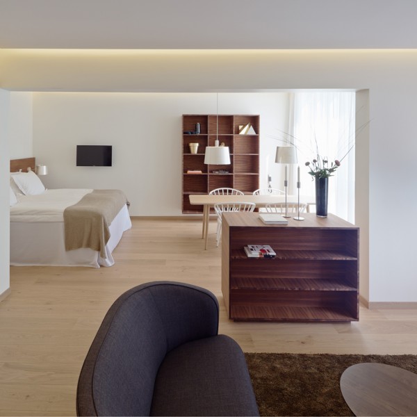 Jonas Lindvall transforms former office block into PM & Vänner Hotel