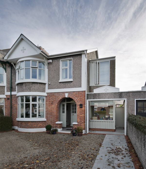 Janus House by GKMP