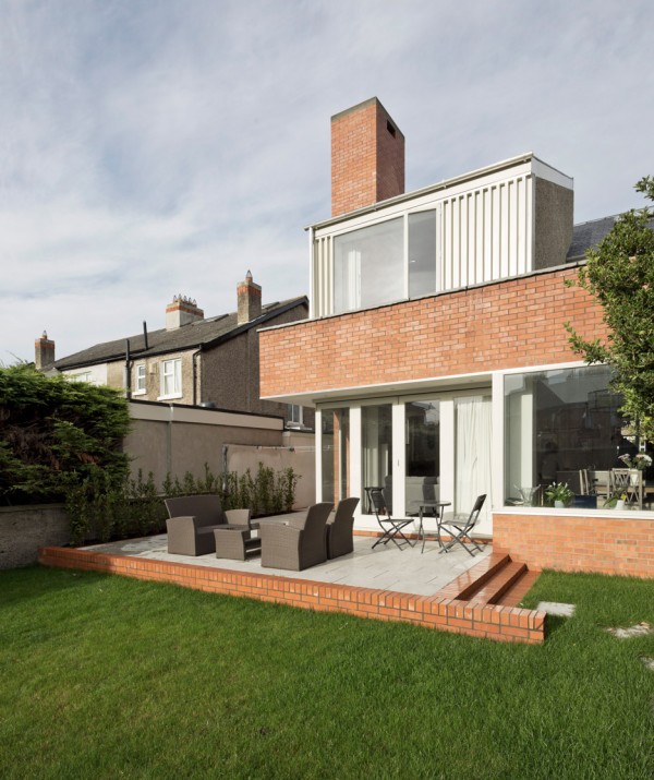 Janus House by GKMP