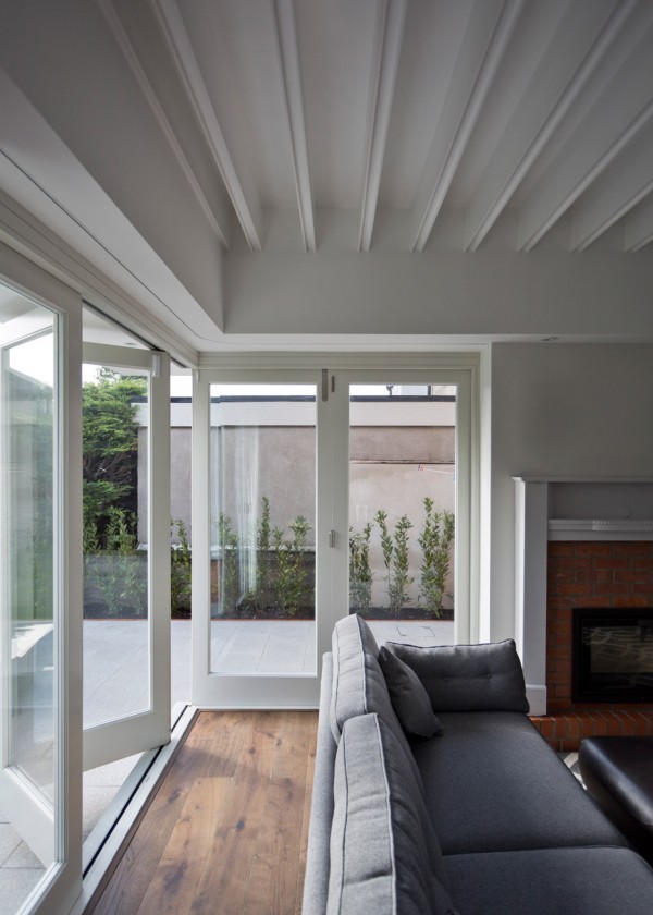 Janus House by GKMP