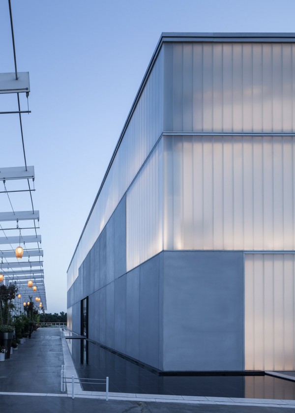 Lago events hall by Pitsou Kedem in Rishon LeZion, Israel architecture