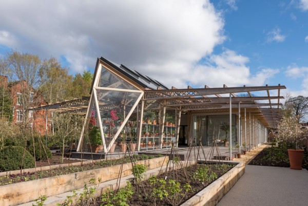 Maggies Centre by Foster + Partners