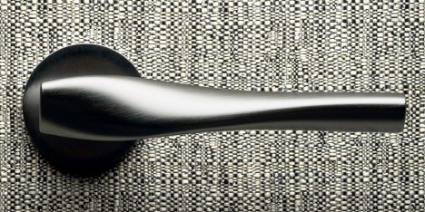 MAD's Marilyn door handles