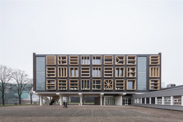 Marine Base Amsterdam Building 27E by Bureau SLA