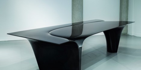 Mew table by Zaha Hadid for Sawaya & Moroni