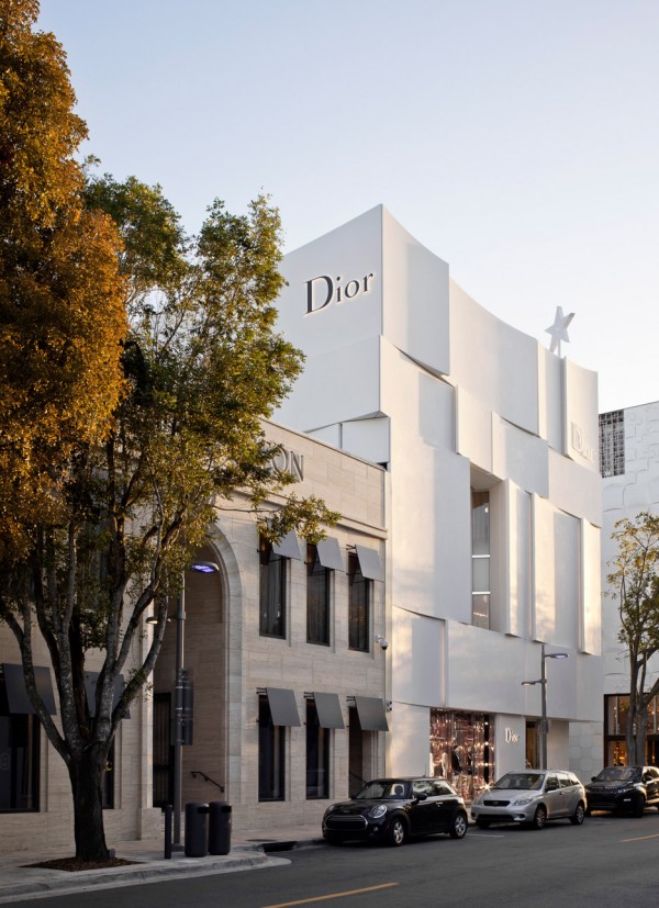 Dior shop in Miami by Barbarito Bancel
