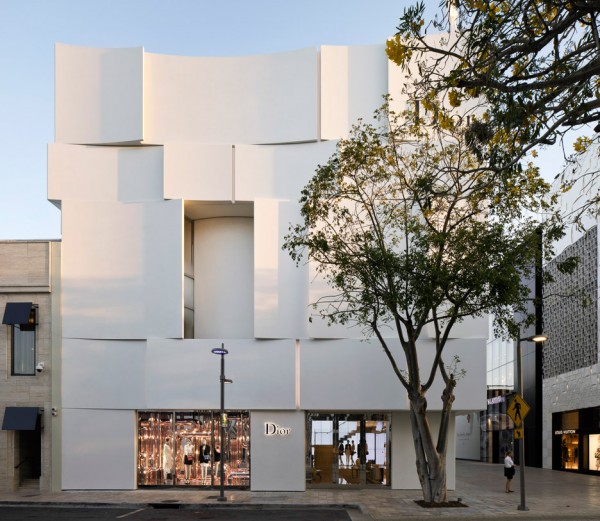 Dior shop in Miami by Barbarito Bancel