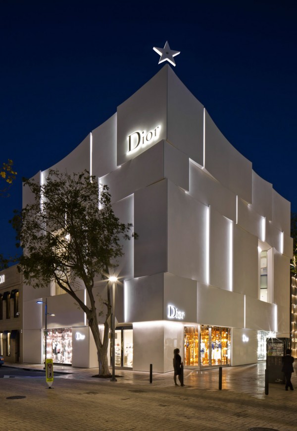 Dior shop in Miami by Barbarito Bancel