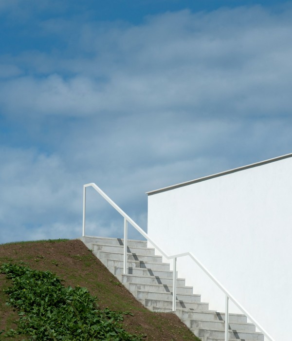 Morgue of Jove by AE Arquitectos
