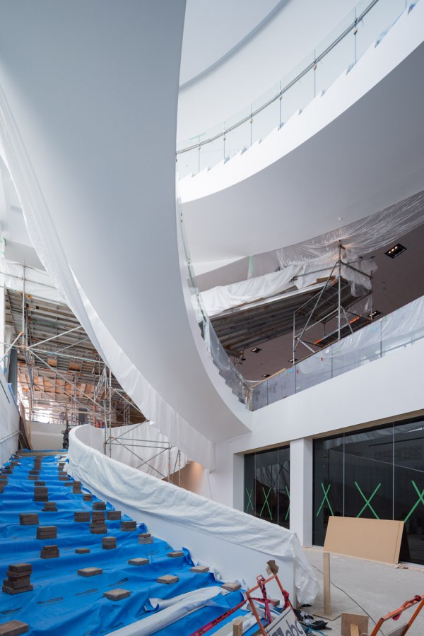 Extension to Quebec's Musée National des Beaux-Arts by OMA
