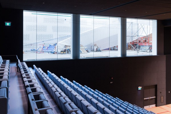 Extension to Quebec's Musée National des Beaux-Arts by OMA