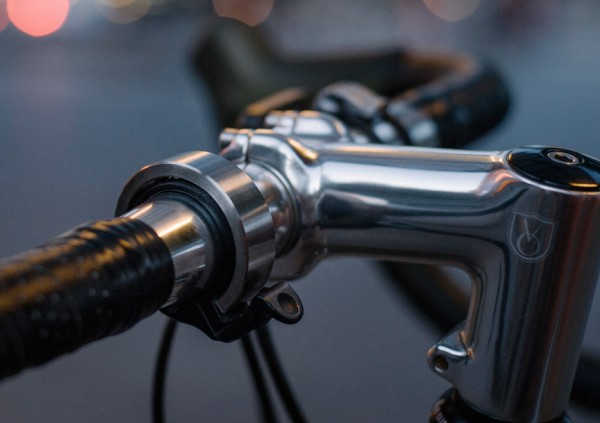 Oi bike bell by Knog
