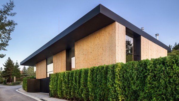 Pagoda House by I/O architects