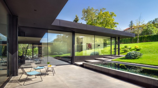 Pagoda House by I/O architects
