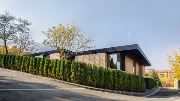 Pagoda House by I/O architects