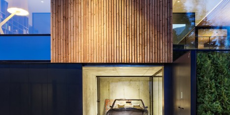 Pagoda House by I/O architects
