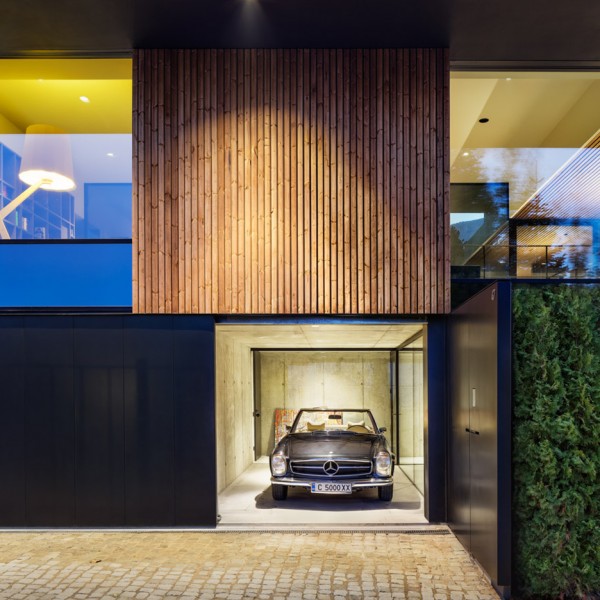Pagoda House by I/O architects