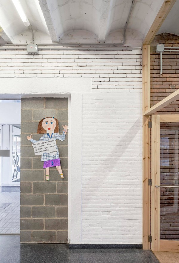 Refurbishment of the school 906 by H Arquitectes