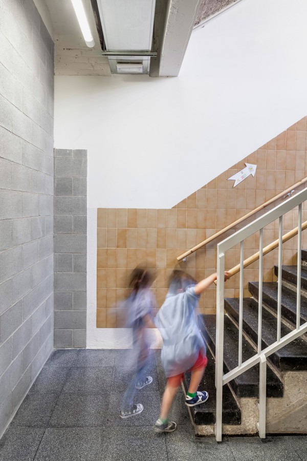 Refurbishment of the school 906 by H Arquitectes
