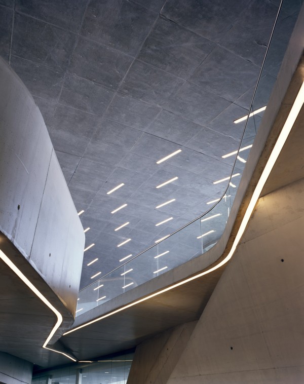 salerno-maritime-terminal-zaha-hadid-architects-helene-binet-italy_dezeen_936_10