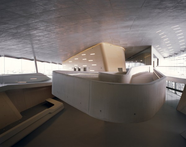 salerno-maritime-terminal-zaha-hadid-architects-helene-binet-italy_dezeen_936_8
