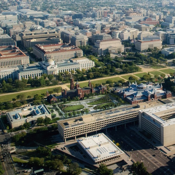 Opposition to BIG Bjarke Ingels masterplan for Smithsonian Institute in Washington DC, USA