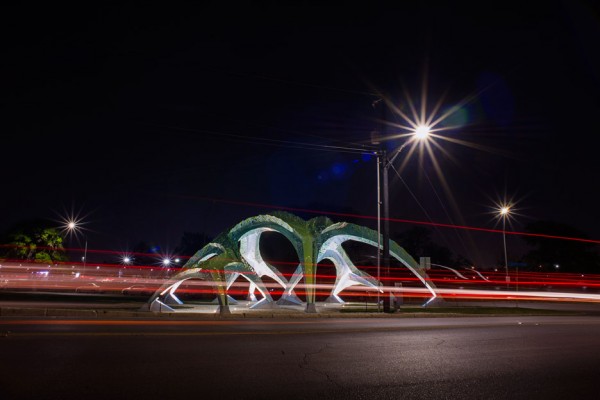 Spineway by Marc Fornes and theverymany public architecture in San Antonia, Texas, USA