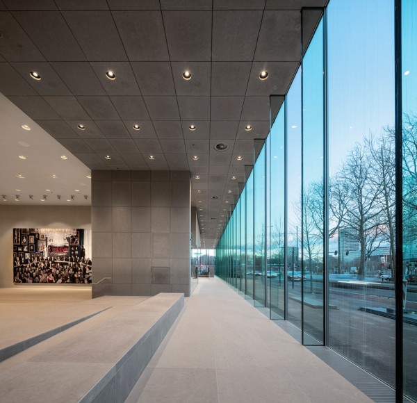 supreme-court-the-hague-kaan-fernando-guerra_dezeen_936_3