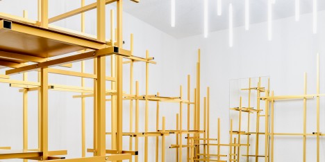 Troquer showroom by Zeller & Moye