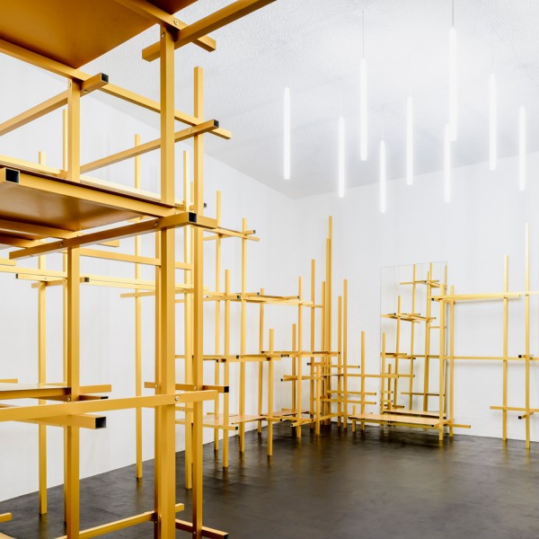 Troquer showroom by Zeller & Moye