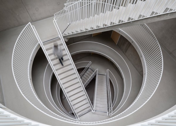 Västra Kajen by Tham and Videgard