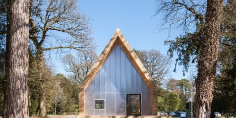 Wolfson Tree Management Centre by Invisible Studio
